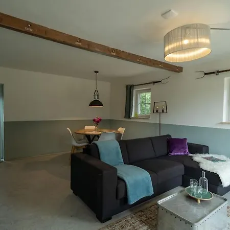 Aan De Rand Ferienhaus *