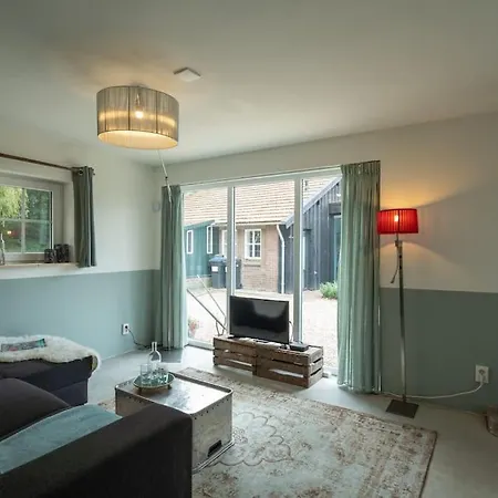 Aan De Rand Ferienhaus
